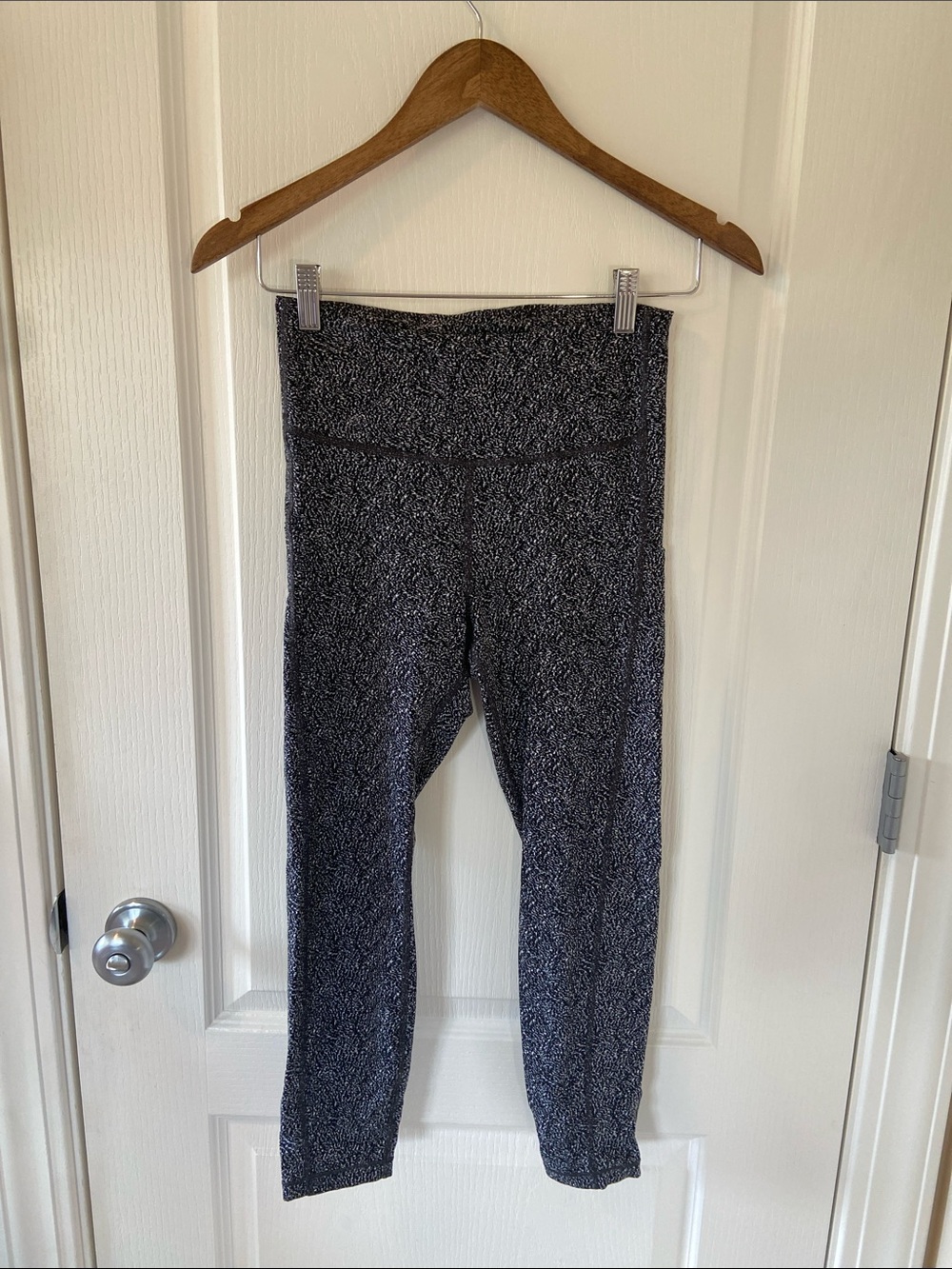 Black and White 7/8 Leggings